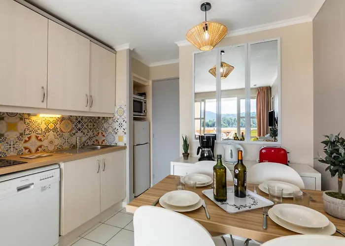 Apartman L'esquinade - F3 113 By Interhome