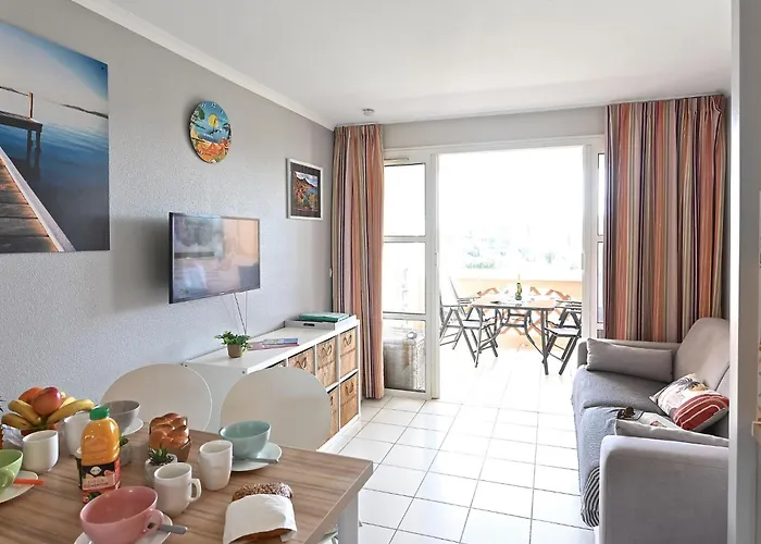 Apartman L'esquinade - F3 113 By Interhome Saint-Raphaël