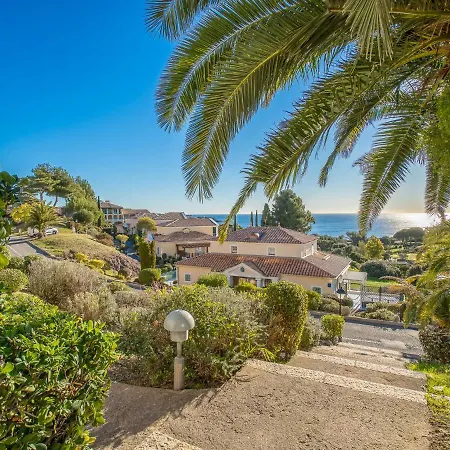 Appartement L'esquinade - F3 113 By Interhome