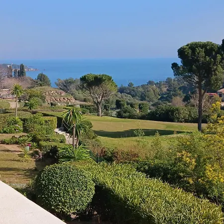 L'esquinade - F3 113 By Interhome Saint-Raphael (Var)