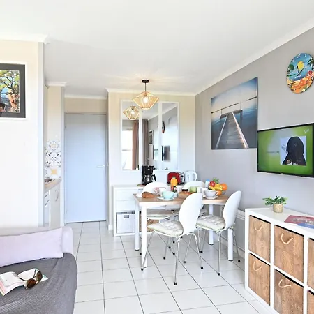 L'esquinade - F3 113 By Interhome * Saint-Raphaël