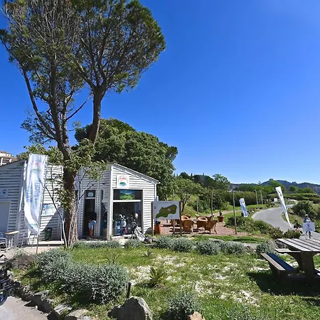 L'esquinade - F3 113 By Interhome Saint-Raphaël