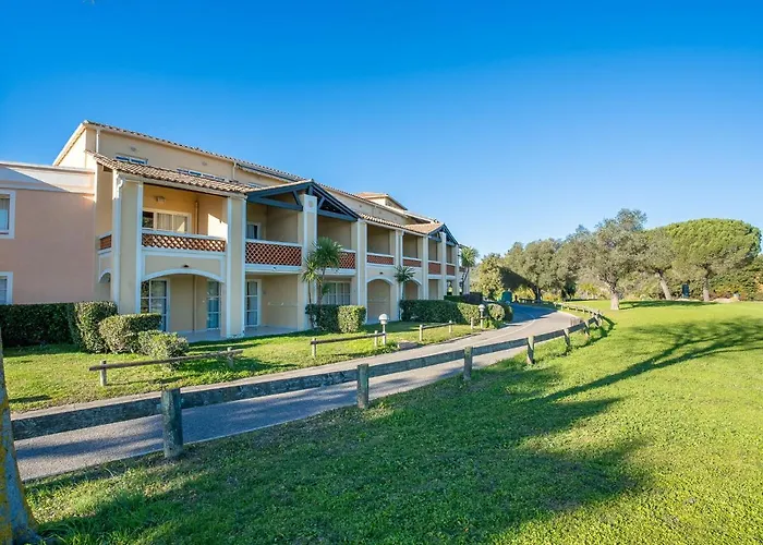 L'esquinade - F3 113 By Interhome Saint-Raphaël